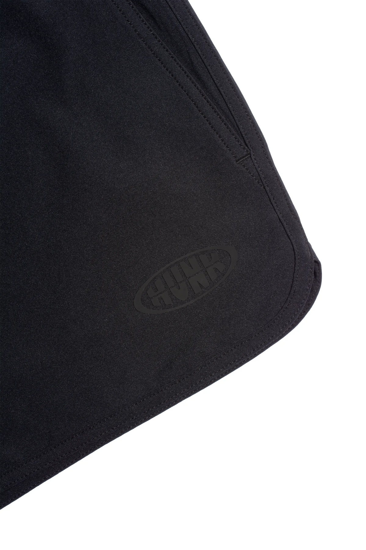 Phantom 3" Hybrid Short - curved hem with HUNK logo